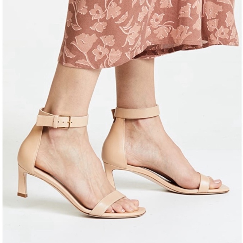 Stuart Weitzman Nudist S45